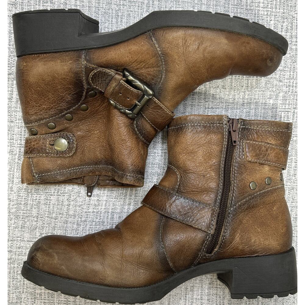 Earth Womens Size 8.5 Redwood Almond Leather Moto Boots Booties Buckle Studded - Picture 3 of 13
